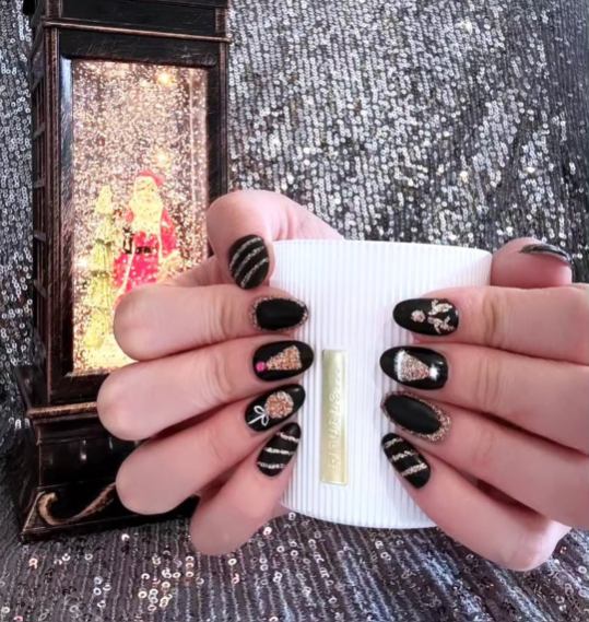 Nails with intricate gel art design